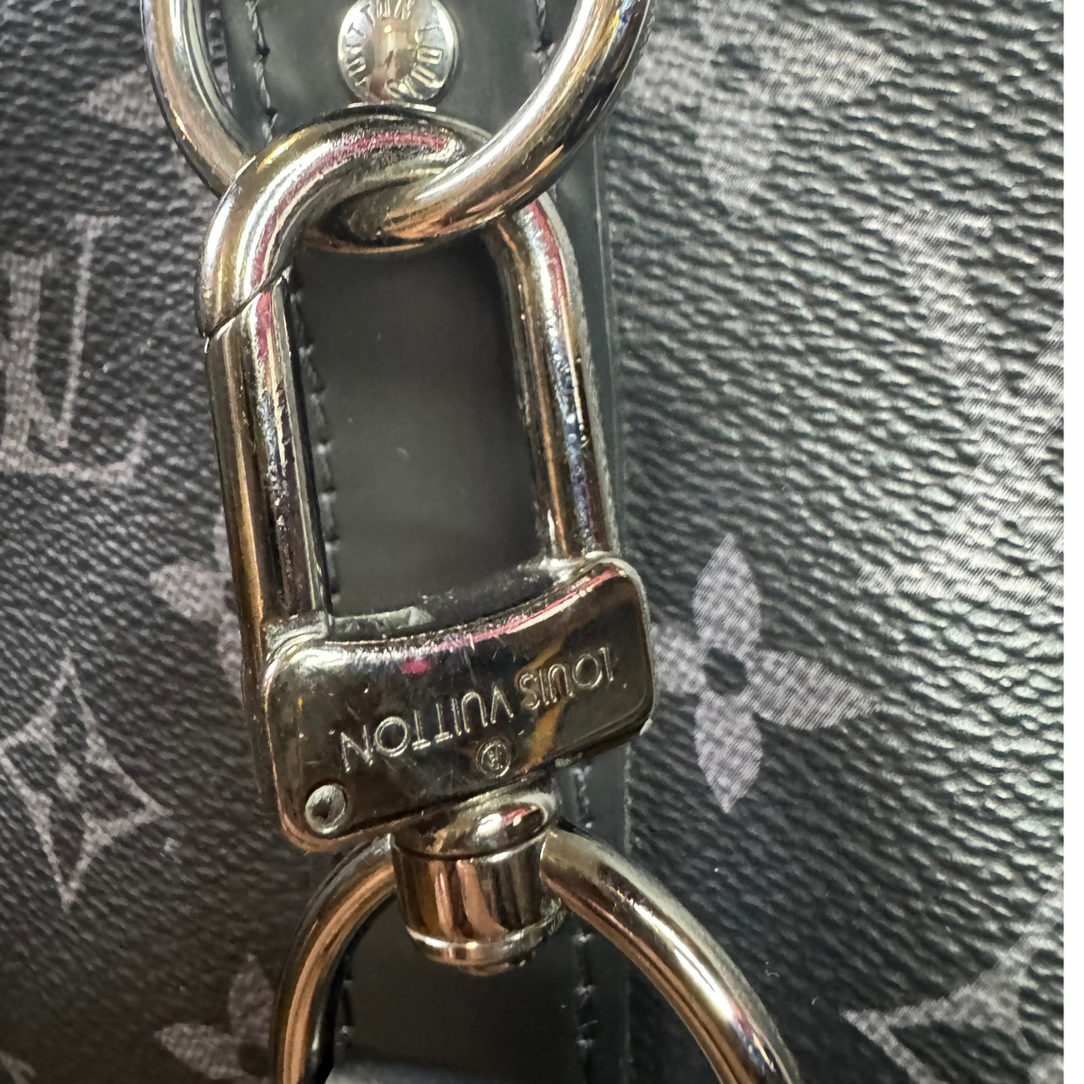 Louis Vuitton Keepall 45 Bandoulière Monogram Eclipse 2025