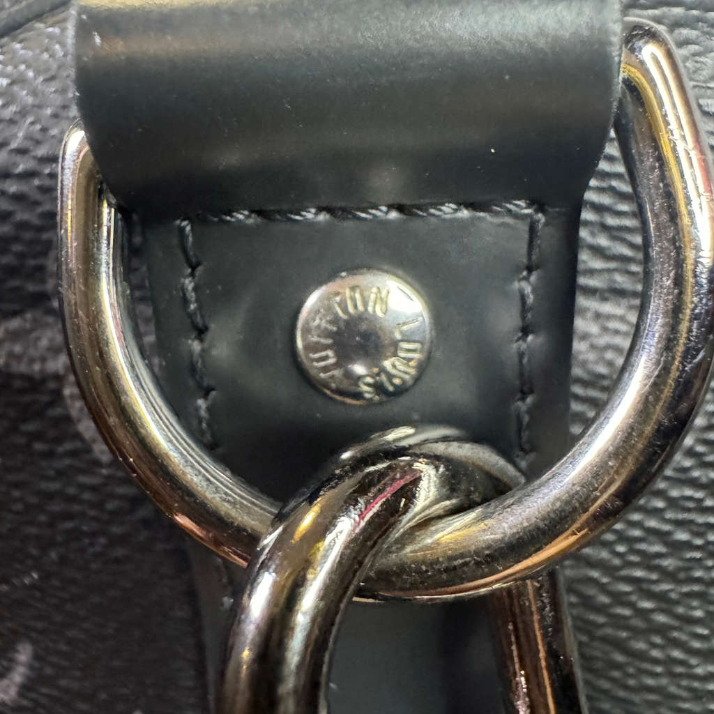 Louis Vuitton Keepall 45 Bandoulière Monogram Eclipse 2025