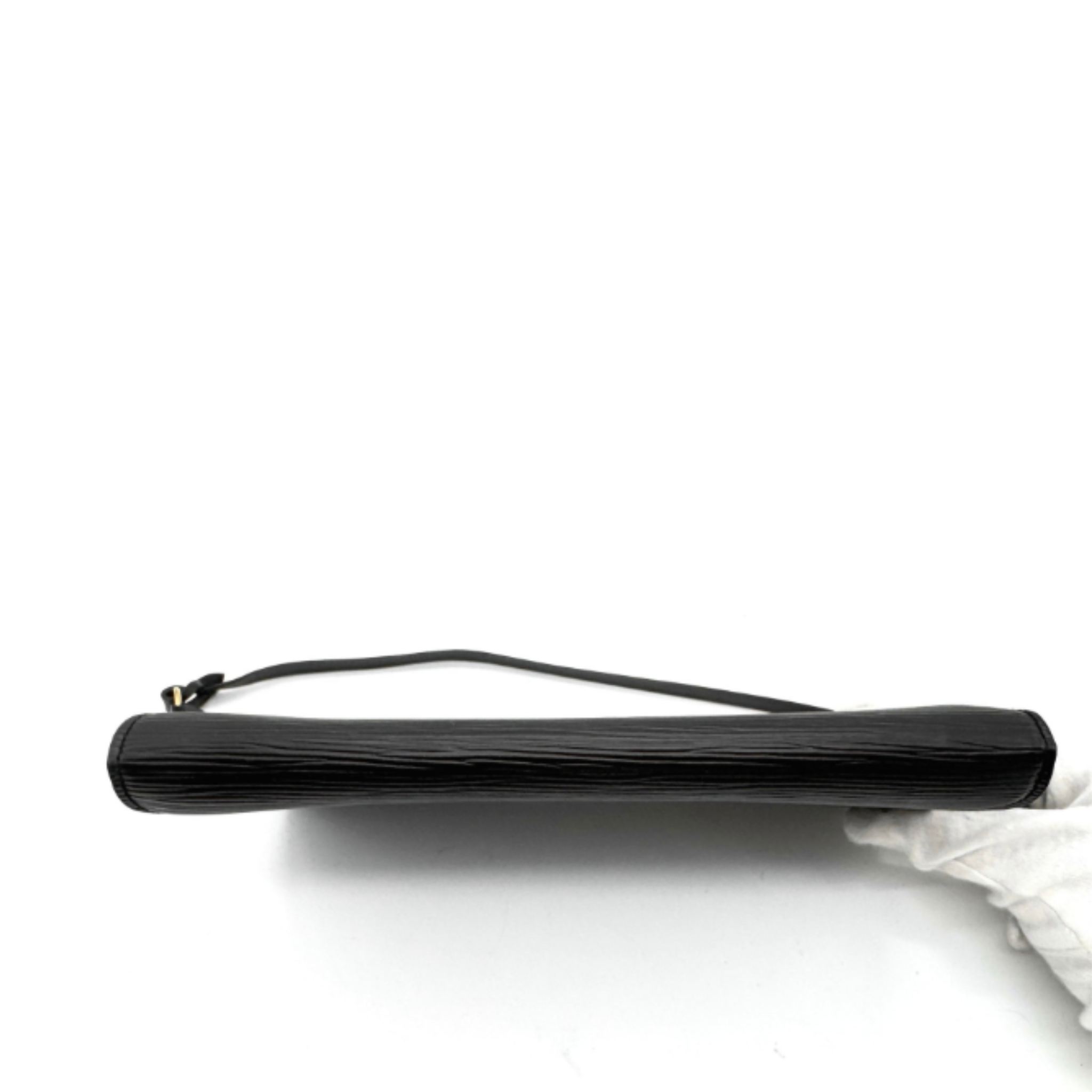 Louis Vuitton Pochette Accessoires Epi Noir