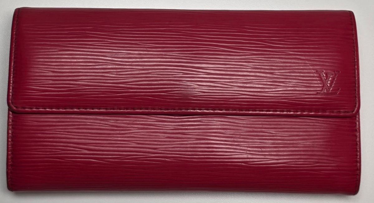 Louis Vuitton Sarah Wallet · Epi Rojo