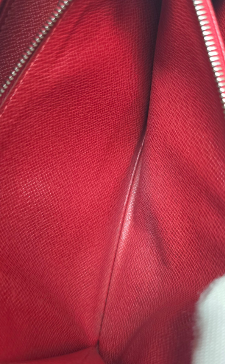 Louis Vuitton Sarah Wallet · Epi Rojo
