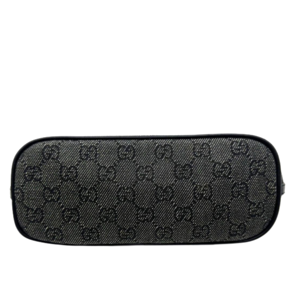 Gucci GG Canvas Baguette