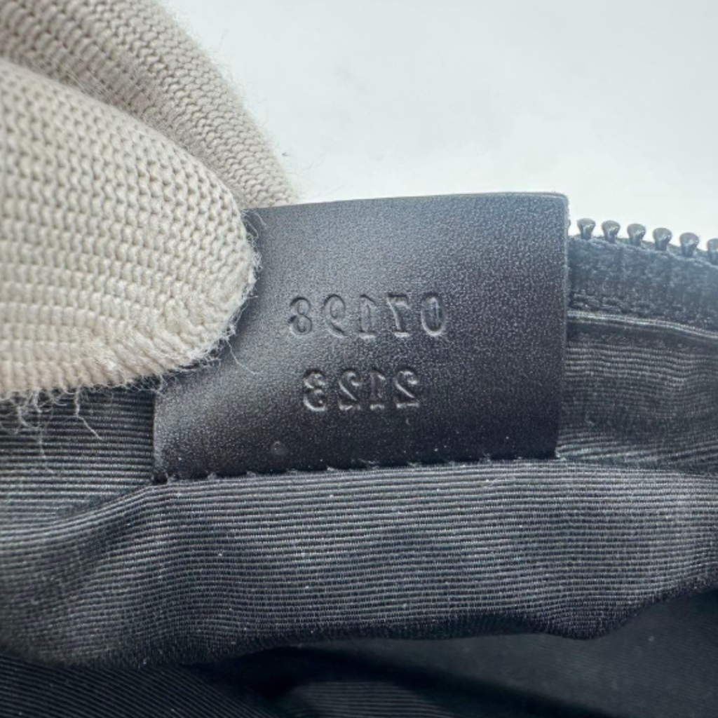 Gucci GG Canvas Baguette
