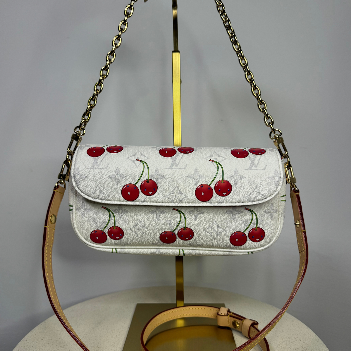 Louis Vuitton x Takashi Murakami Ivy Monogram Cerise 2025
