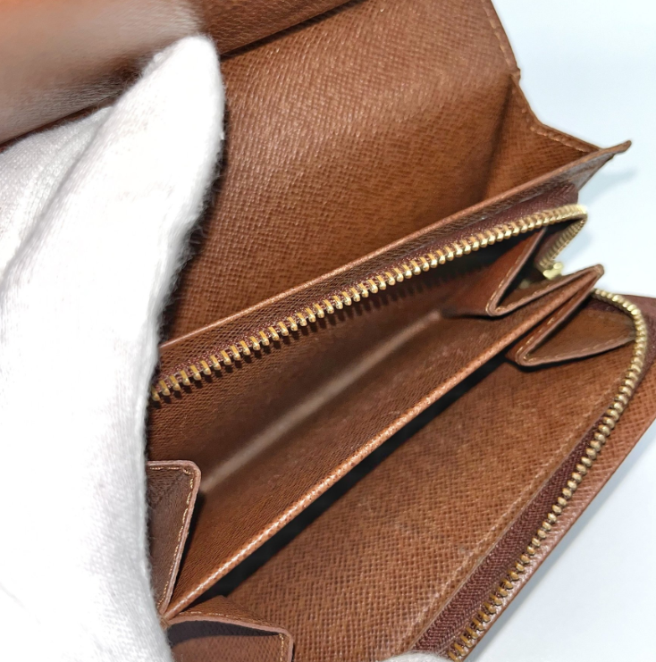 Louis Vuitton Cartera Doble Pliegue · Monogram