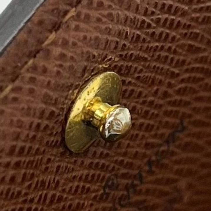 Louis Vuitton Cartera Doble Pliegue · Monogram