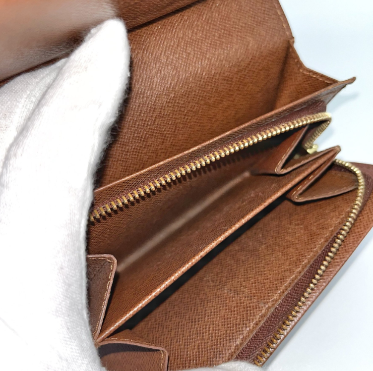Louis Vuitton Cartera Doble Pliegue · Monogram