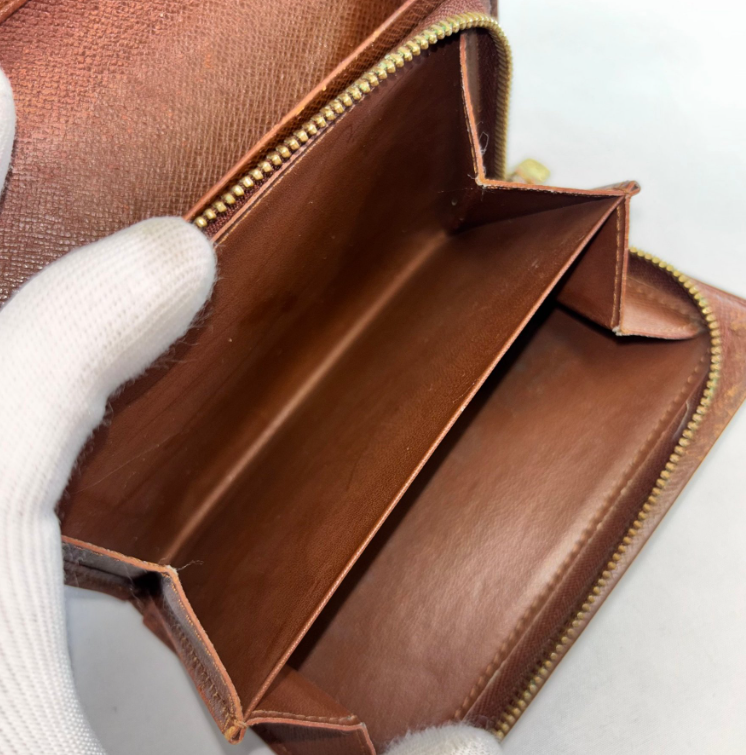 Louis Vuitton Cartera Doble Pliegue