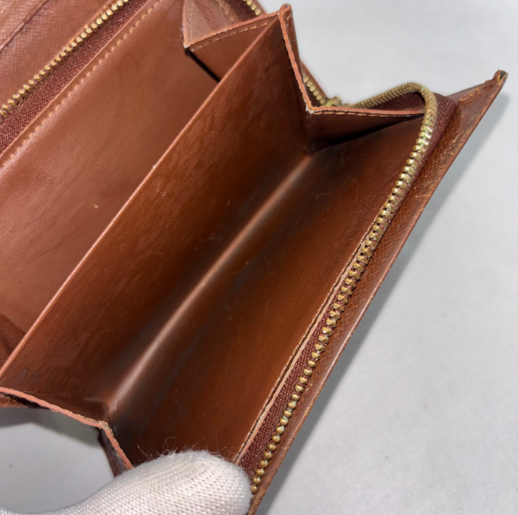 Louis Vuitton Cartera Doble Pliegue