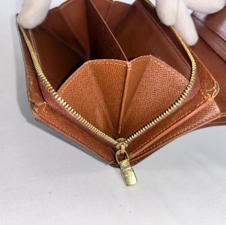 Louis Vuitton Cartera Doble Pliegue