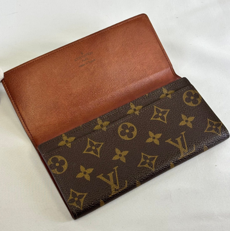 Louis Vuitton Cartera Larga · Monogram