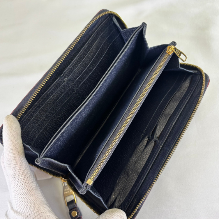 Louis Vuitton Zippy Wallet · Monogram Empreinte Azul