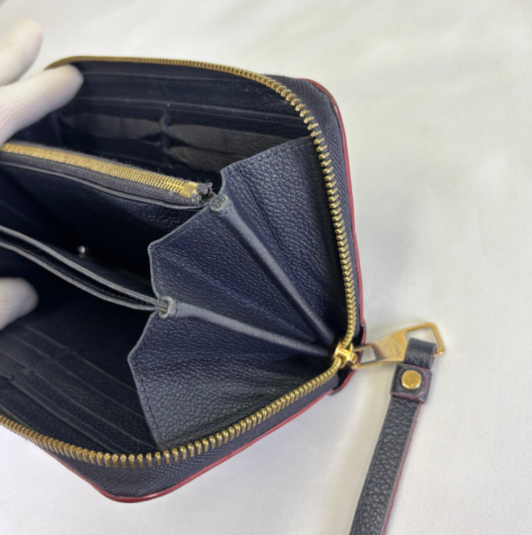 Louis Vuitton Zippy Wallet · Monogram Empreinte Azul